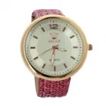 Montre-bracelet dorée avec bracelet tressé