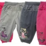 Pantacourt avec motif fantaisie