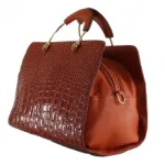Sac à main croco vernis