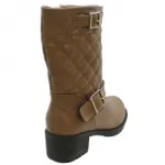 Bottines matelassées en vogue