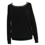 Pull avec col orné de pierres