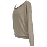 Pull avec col orné de pierres