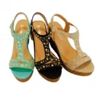 Sandales compensées serties de strass