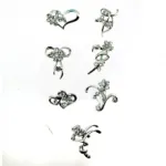 Broche fantaisie ornée de strass