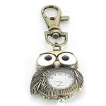 Porte-clés avec montre modèle fantaisie