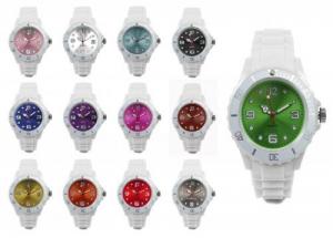 Lot de 10  Montres watch silicone couleur ice . 13 couleurs unisexe homme femme
