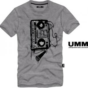 TWIX Destockage de t-shirts UMM homme Chez nous!