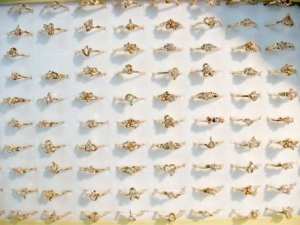 LOT 100 BAGUES FANTAISIE + 50 BAGUES OFFERTES BGF32