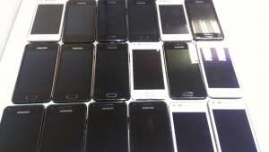 lots de samsung à la vente  i9070 galaxy s advance