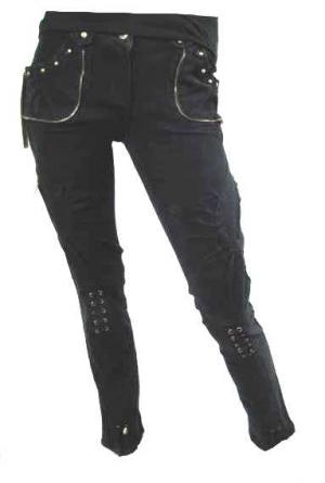 Pantalon slim femme fashion 2,90 € HT/unité