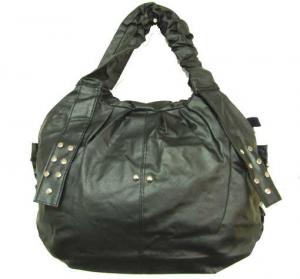 Sac à main clouté 3,95 € HT/unité