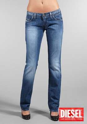 LOWKY 8YE Destockage de Jeans DIESEL femme