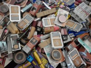 DESTOCKAGE LOTS L'ORÉAL & MAYBELLINE