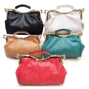 Sac à main très chic avec fermoir magnétique en métal doré