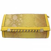 Pochette reptile très glamour