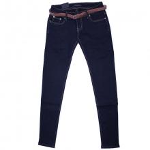 Jeans slim bleu foncé avec ceinture cloutée