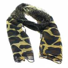 Écharpe léopardée et zébrée
