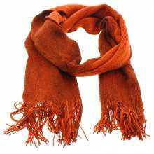 Écharpe en maille zigzag bordée de franges