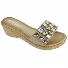 Sandales khaki agrémentées de pierres