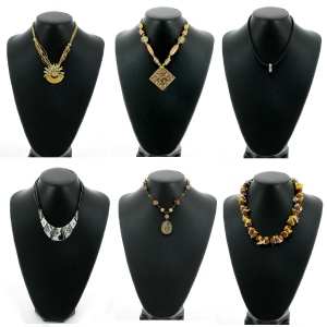 Lot de 60 colliers ethniques