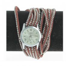 Montre-bracelet multirang clouté