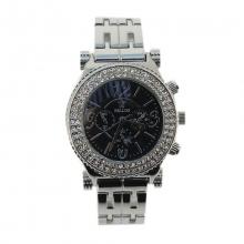 Montre argentée ornée de strass avec 3 compteurs