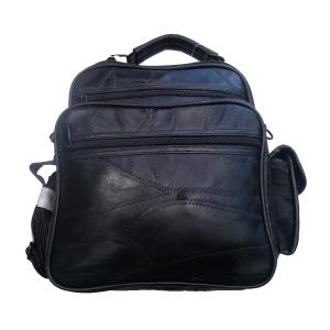 Sacoche noire en cuir avec poche côtée