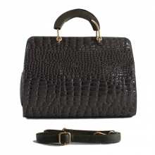 Sac à main croco vernis