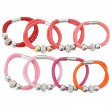 Bracelet tendance décoré de perles à strass