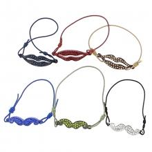 Bracelet ajustable orné de motif fantaisie à strass