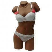 Ensemble lingerie ornée de dentelle