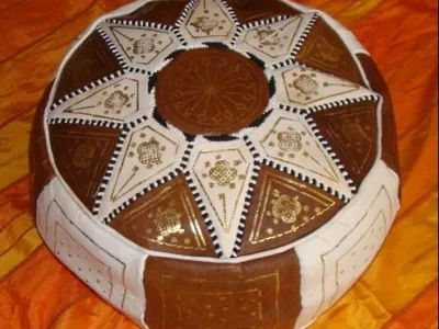 Pouf en cuir