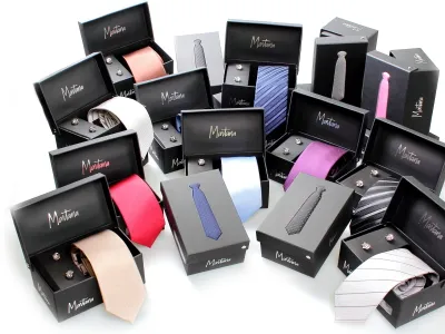 Lots de 50 coffrets cravate + boutons de manchette Montana