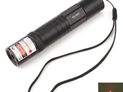 Grossiste, fournisseur et fabricant L10/puissant pointeur laser rouge avec batterie (5mW, 650nm, noir)