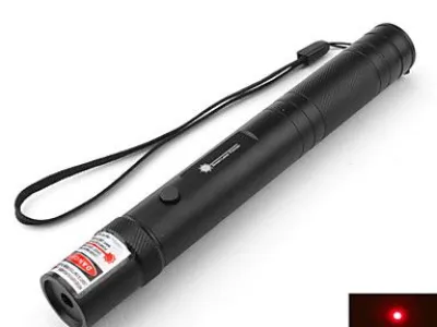 Grossiste, fournisseur et fabricant L16/une lampe de poche en forme de pointeur laser rouge avec des piles (5mW, 605nm, noir)