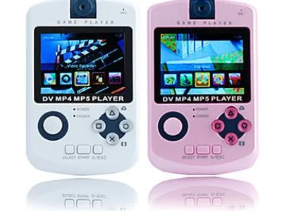 Grossiste, fournisseur et fabricant  M4/2.4 Inch Game MP4 Player with Digital Camera (4GB, White/Pink)