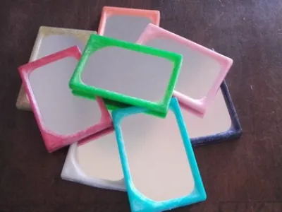 Miroirs parfumés de poche