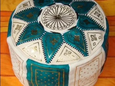 Pouf en cuir