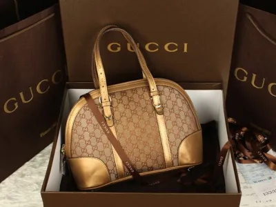 variété de choix dans les sacs à main