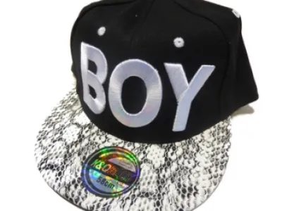 Casquette BOY imprimé  5,95 € HT  Réf 7802