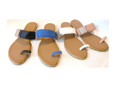 Sandale femme fashion / 3,40 € HT / Réf 7153