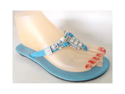 Tong femme L16 / Réf 6830 / 1,80 € HT