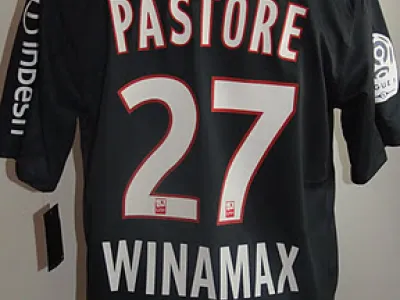 Grossiste maillot de foot www.laboutiquefoot.com