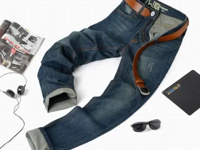 Jeans vrac: http://www.pickfashionstyle.net/jeans-jeans-man-c-1171_1172.html