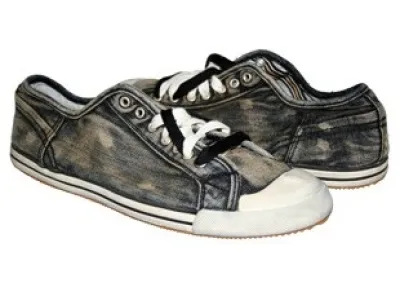 Destockage chaussures de marques 55 DSL, DIESEL et DIESEL BLACK GOLD femme et homme
