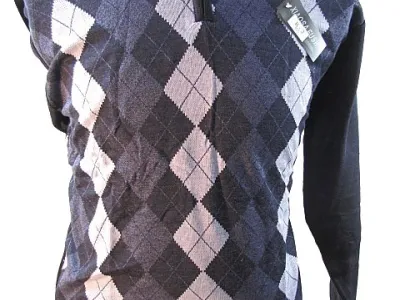 Pull demi fermeture eclair 3,90 € HT/unité