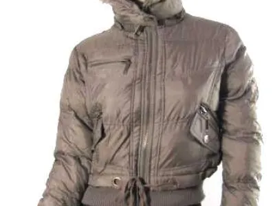 Doudoune femme 9,90 € HT/unité Réf 3146