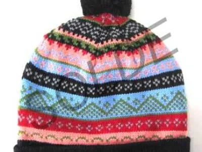 Bonnet hiver Prix réduit ! 0,60 € HT/unité 