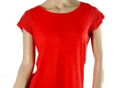 Top femme clouté à frange 5,50 € HT