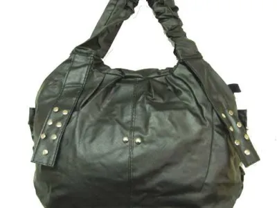 Sac à main clouté Référence : 5114 3,95 €